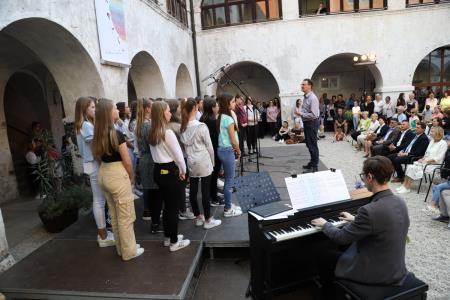 Območna revija otroških in mladinskih pevskih zborov občin Kamnik in Komenda (51)